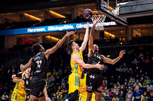 们的冠军底 们的冠军底